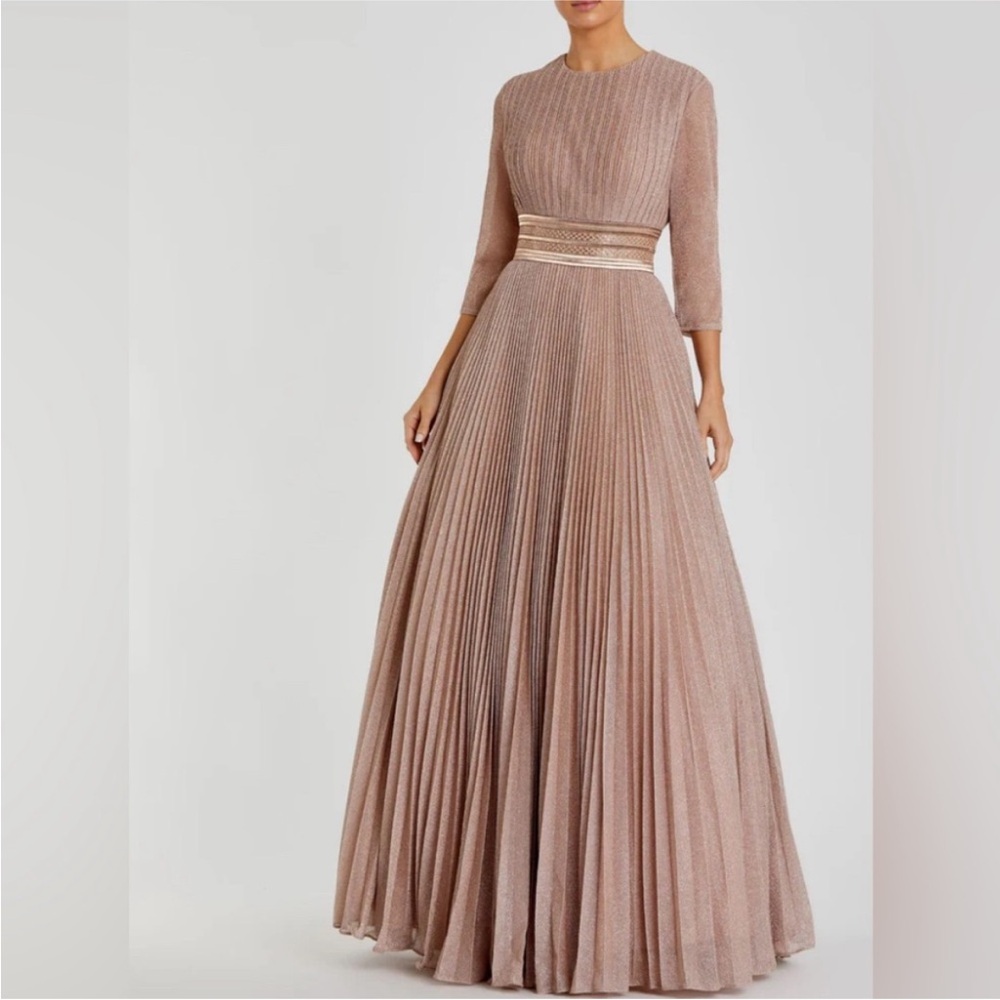 MAC DUGGAL SHIMMERING PLEATED A-LINE 3/4 SLEEVE GOWN ROSE GOLD Sz 6 women’s $495